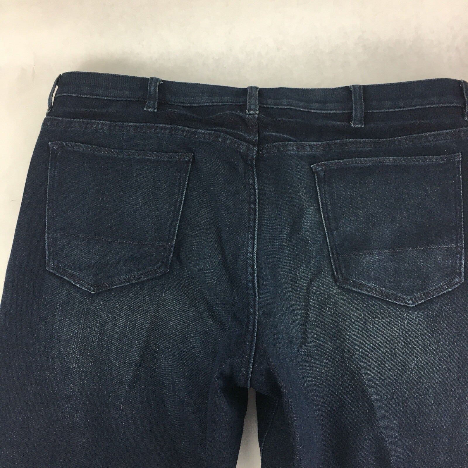 Banana Republic Mens Jeans The Traveler Slim 38x32 Blue Wash