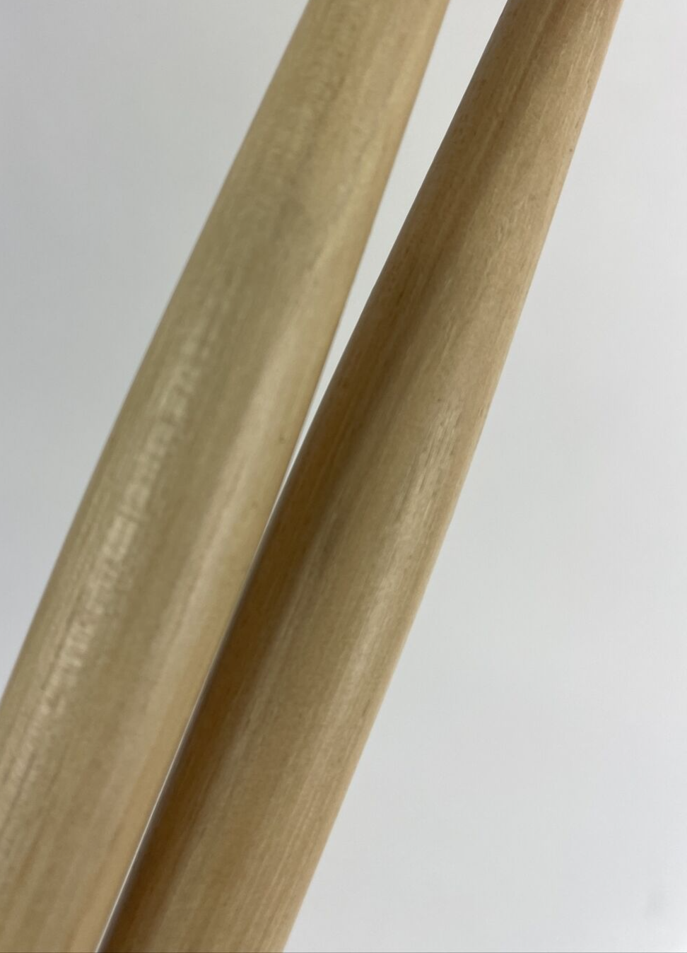 Vic Firth American Classic Hickory Drumsticks Wood 8D Made in the U.S.A. - LOOK
