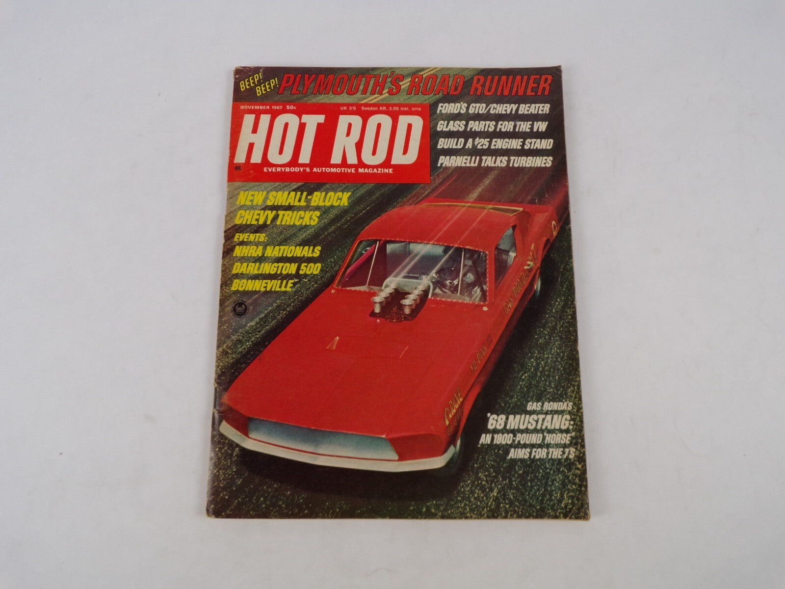 November 1967 Hot Rod Magazine Plymouth's Road Runner New Small-Block Chevy Tric