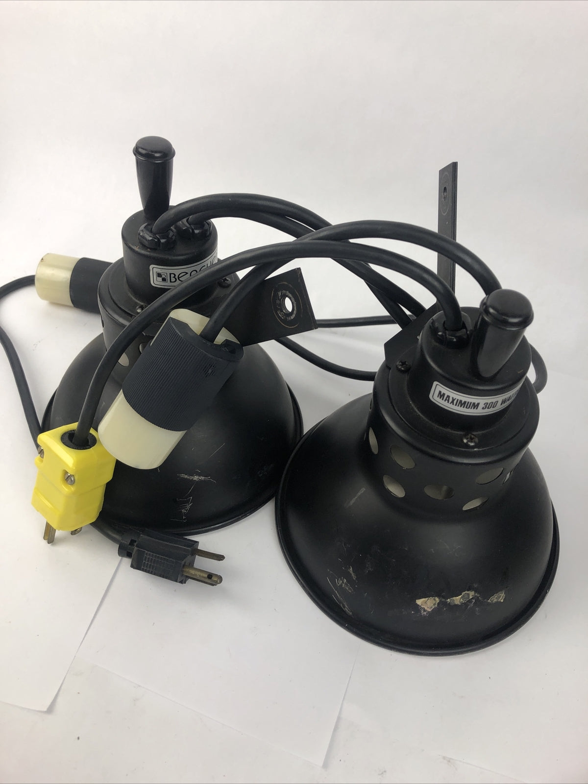 2 x Bencher Set Light Photography Photo Light w/ (1) Bulb Works Great Max 300W