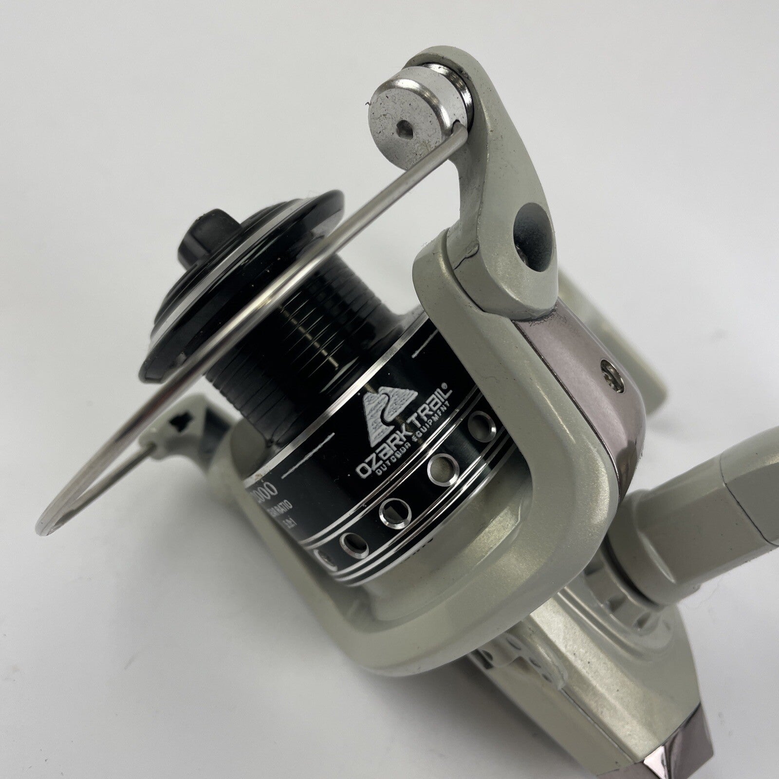 3 x Angry Fish Proberos + Spinning Reel 5.2:1 High Speed Salt/Freshwater Reel