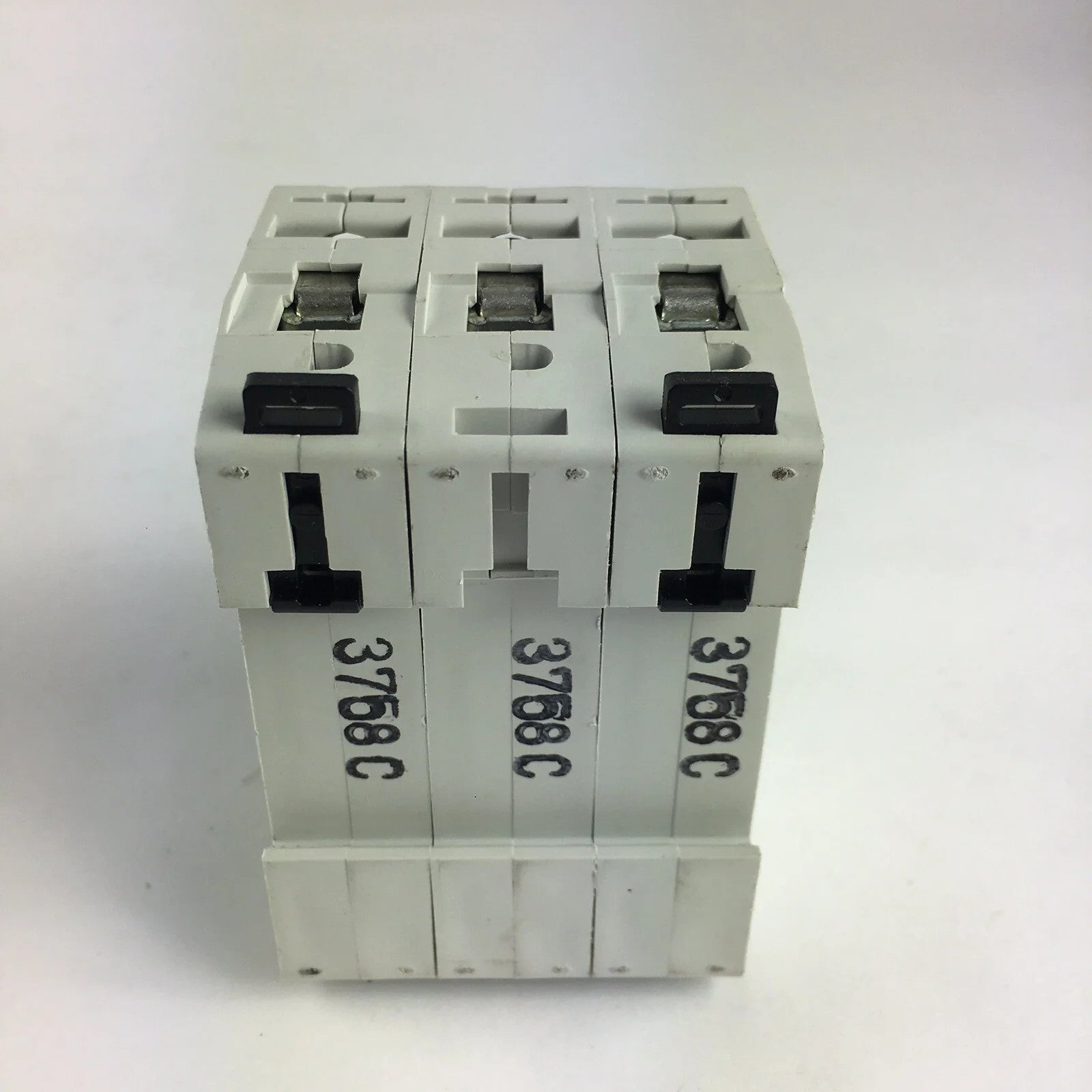 ALLEN BRADLEY 1492-SP3C080 SER. C CURUIT BREAKER