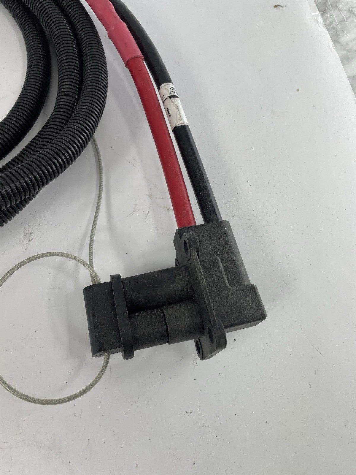 Jumper Cables Commercial Heavy Duty 25 ft. 600 Amp 2 GA SAE J1283 connector