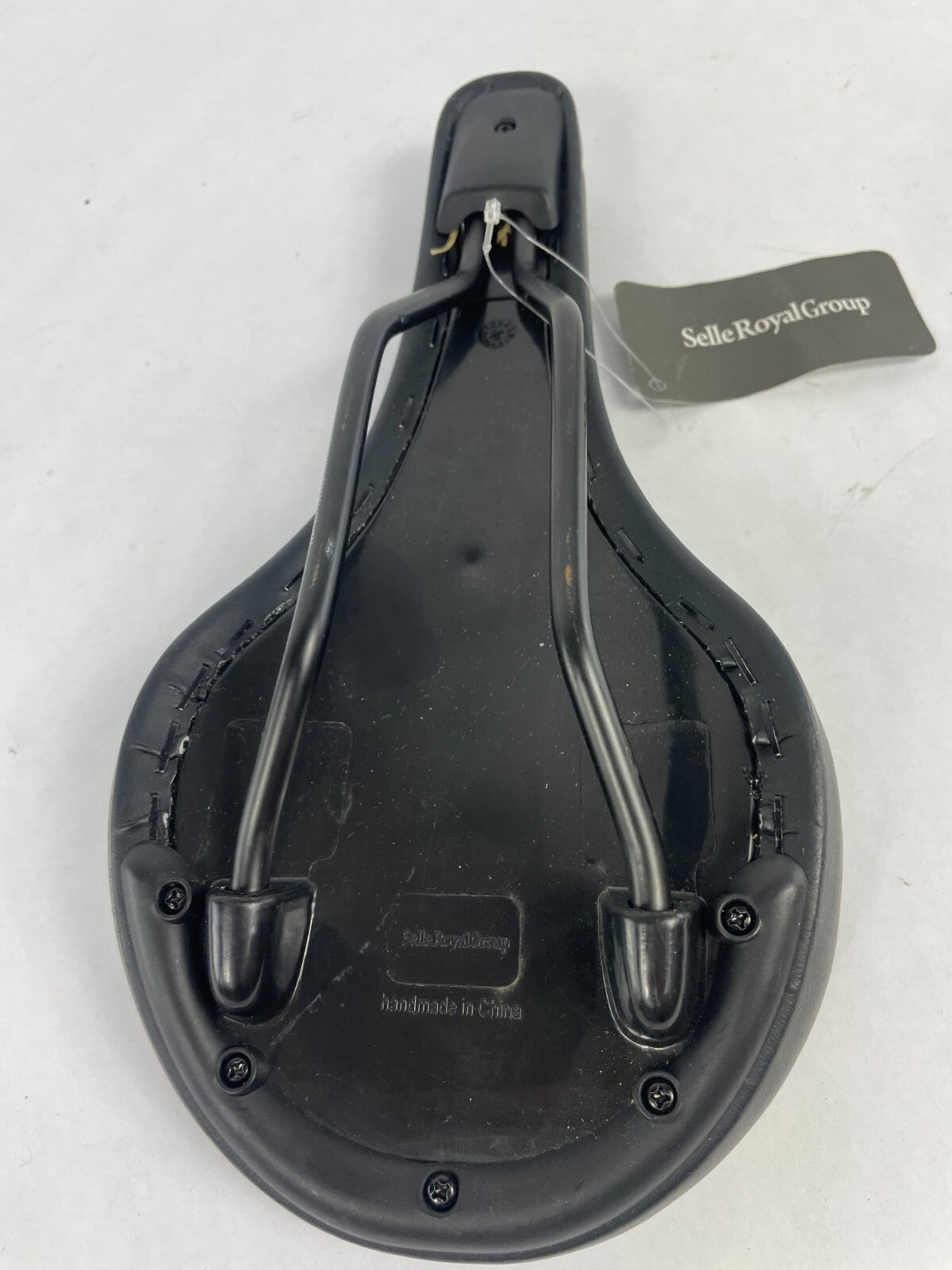 Selle Royal Explora Athletic black ergonomic bicycle saddle for road hybrid commuter and recreational cycling