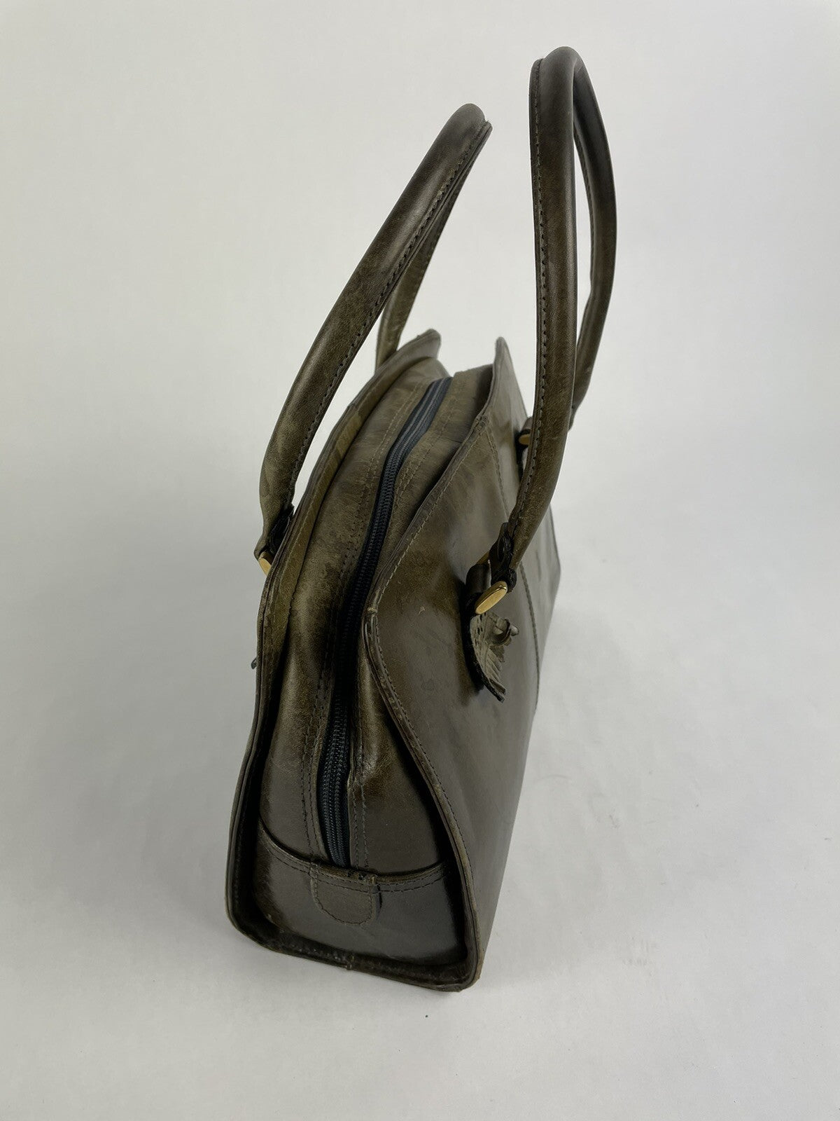 Perry Ellis Portfolio Designer Olive Leather Purse Handbag