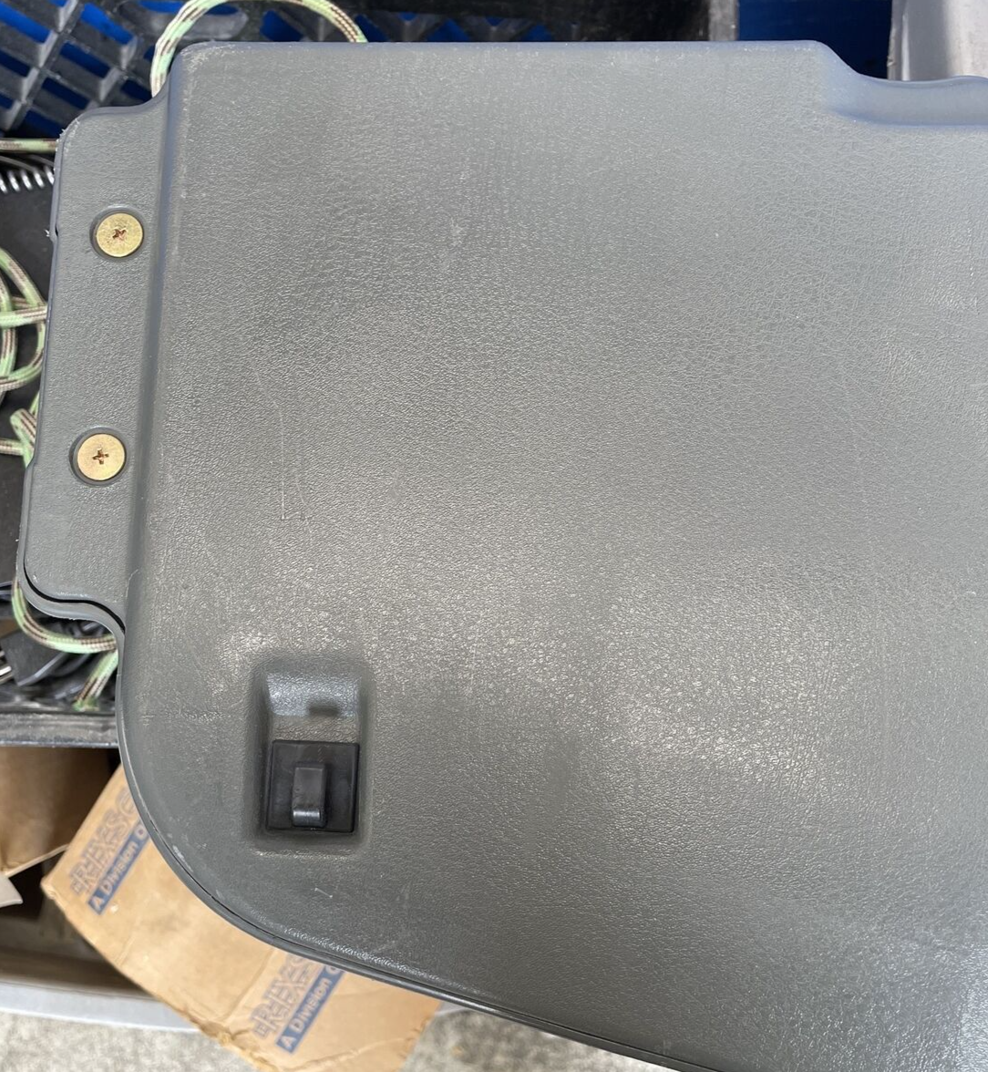 2006-2010 OEM Ford Explorer Removable Locking Rear Cargo Shelf with Netting LOOK
