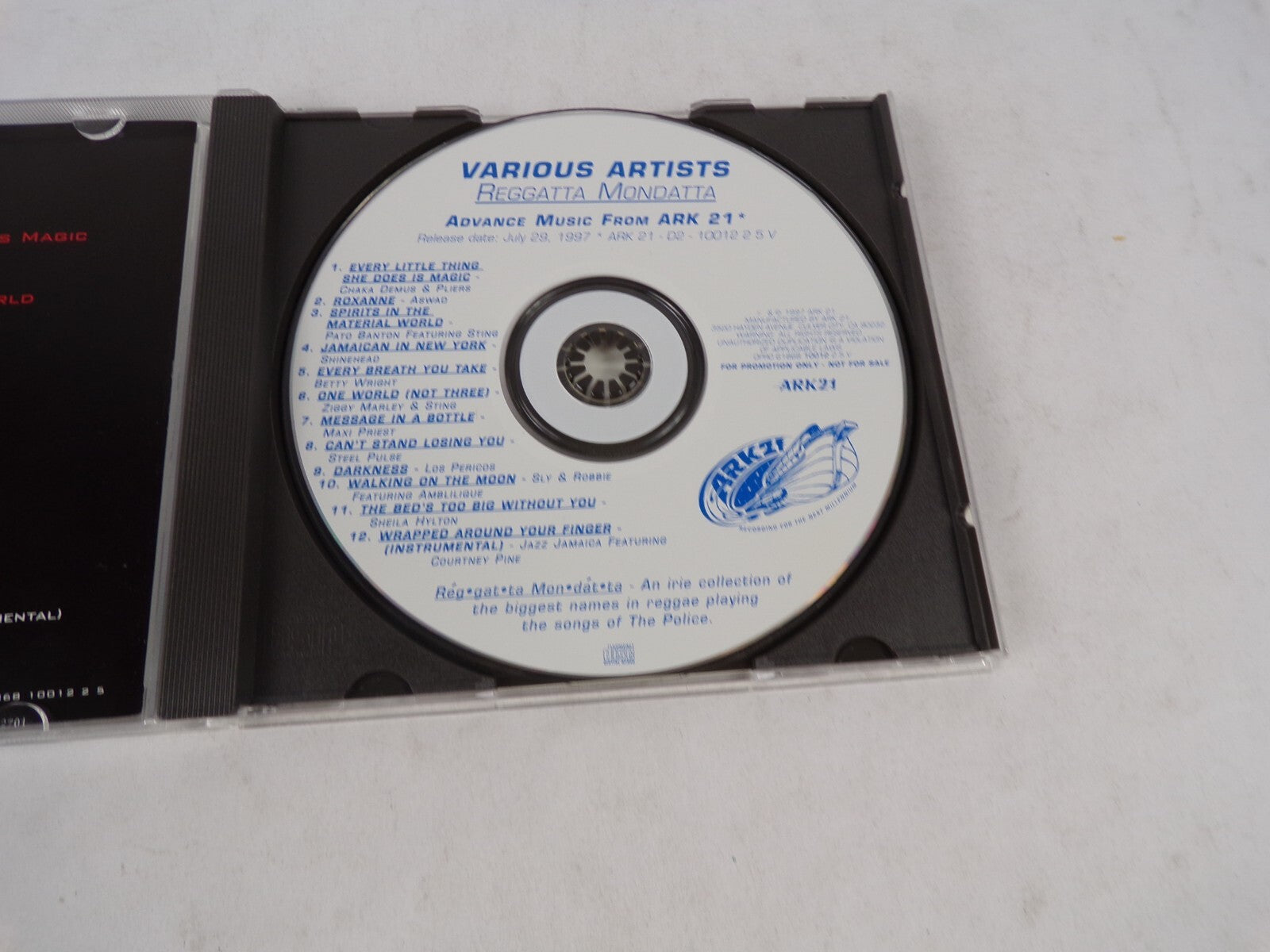 Reggatta Mondatta Evert Little Thing She does Is Magic Roxanne One World CD#55