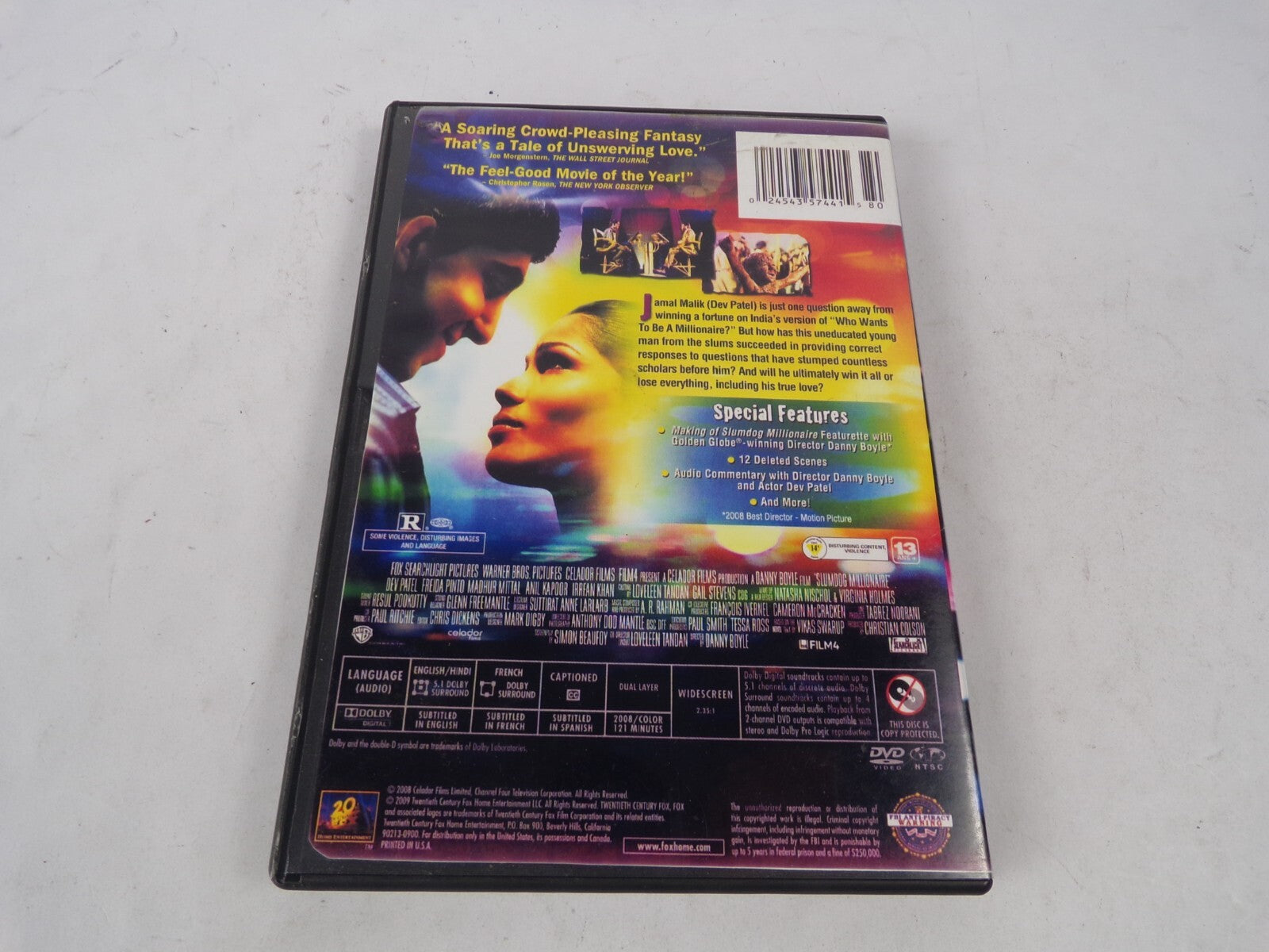 Slumdog Millionaire a Danny Boyle Film What Are Critics Saying About DVD Movies
