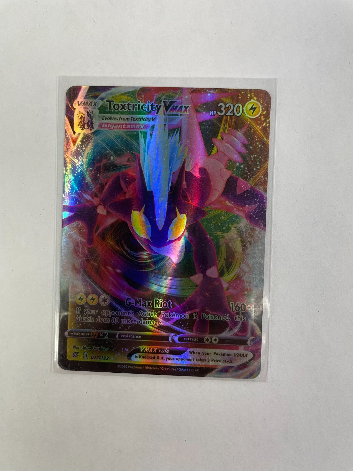 Pokemon Toxtricity Vmax HP 320 G-Max Riot 160+ 071/192