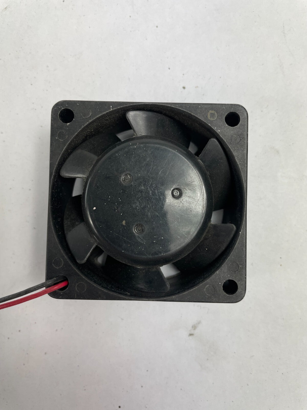 Interfan PO012-24D-2B-2 DC 12/24V 2 - Wire CPU Cooling Fan