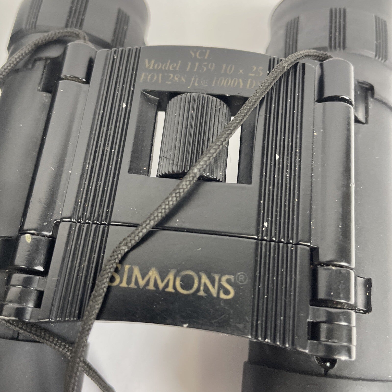 Simmons 10x25 Binoculars with Soft Case - Model 1159 - 288ft At 1000yds w Case