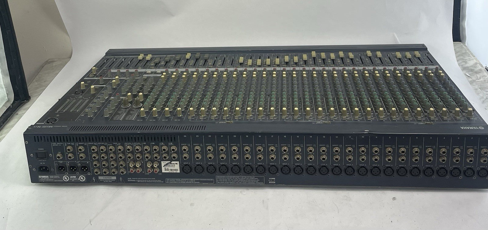 Yamaha MG32/14FX 32-Channel Mixer Mixing Board with Grundorf Travel Case