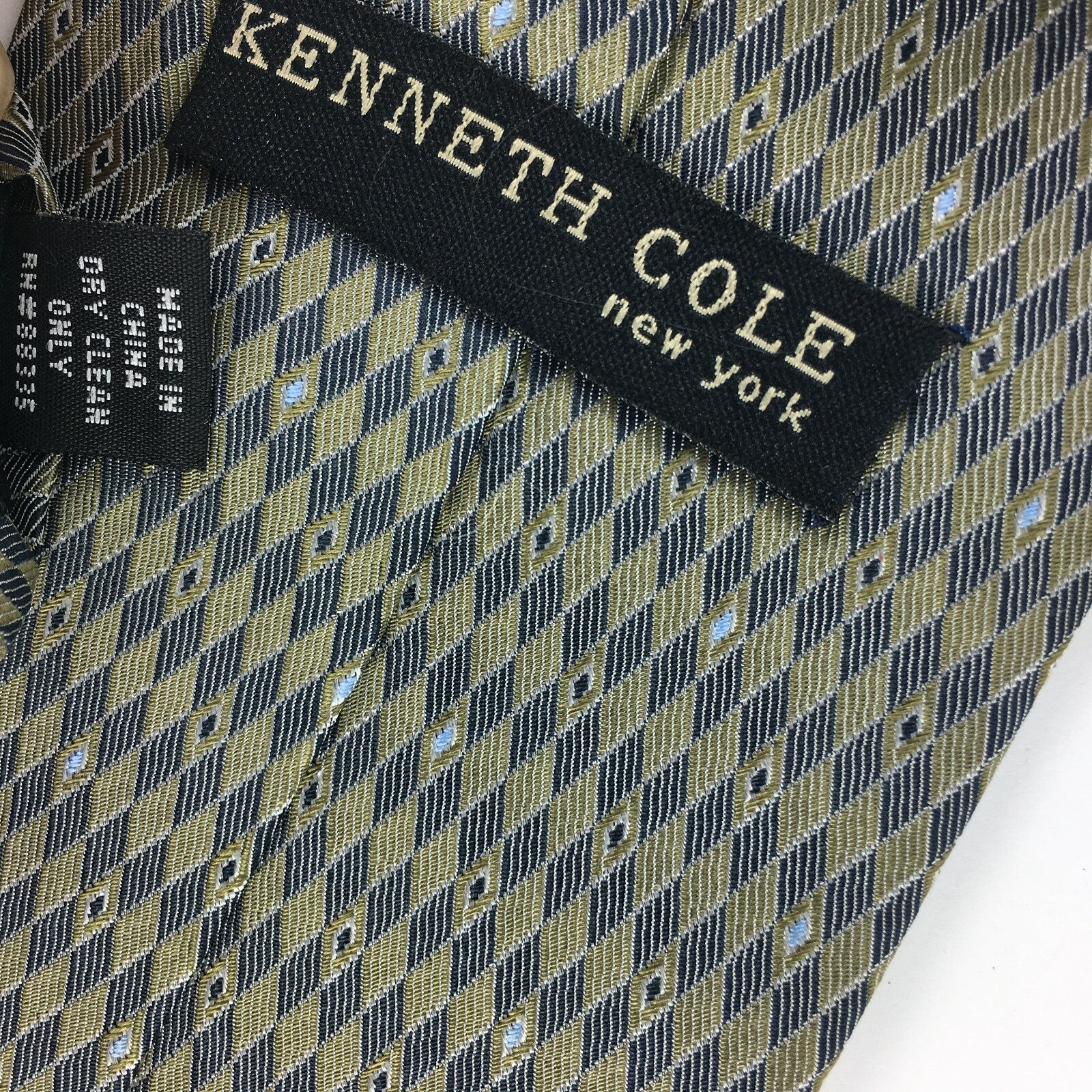 Genuine Kenneth Cole 100% Silk Handmade Stylish Formal/Casual Tie Multi Coloured
