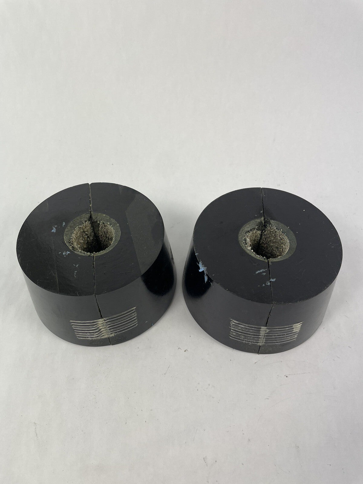 Lot of 2 : O-Z/Gedney Cable Support body Plug - 1.136 - 4" for 1 Cable