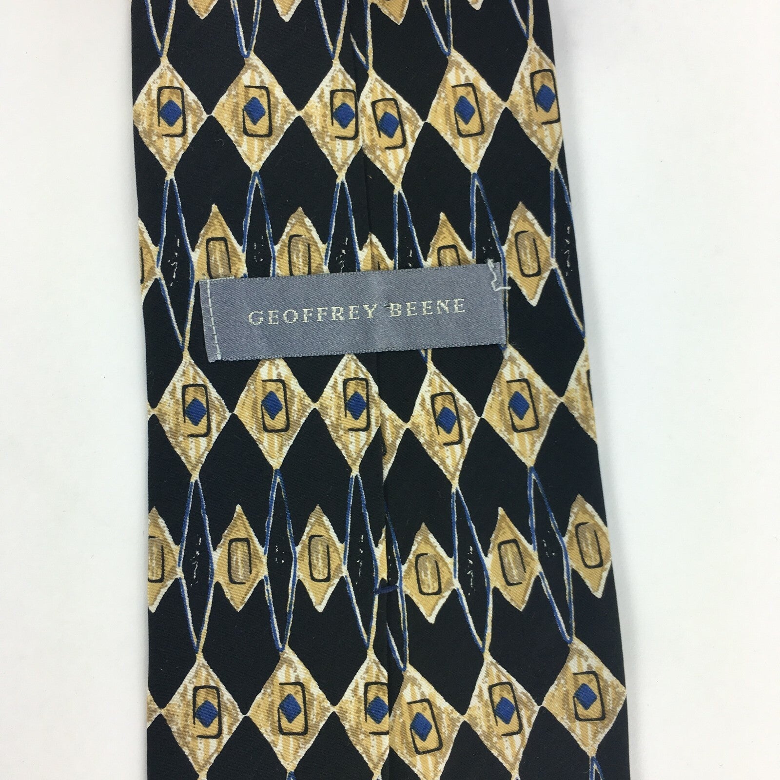 Genuine Geoffrey Beene Silk Handmade Stylish Formal/Casual Tie Multi Coloured