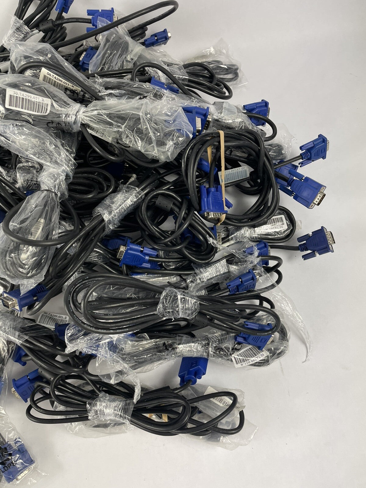 Lot of 50 : HP Dell VGA Male To Male VGA Monitor Extension Cord Cable