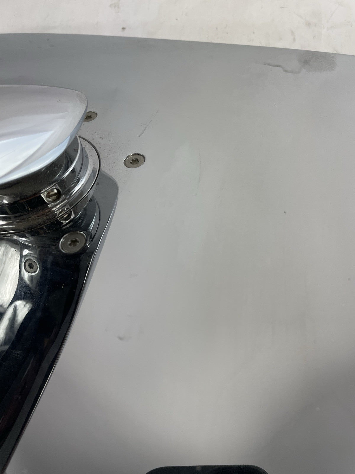 Hansgrohe 27437001 PuraVida Rain 2.5 GPM Chrome Pure Shower Head Flange Arm DEMO