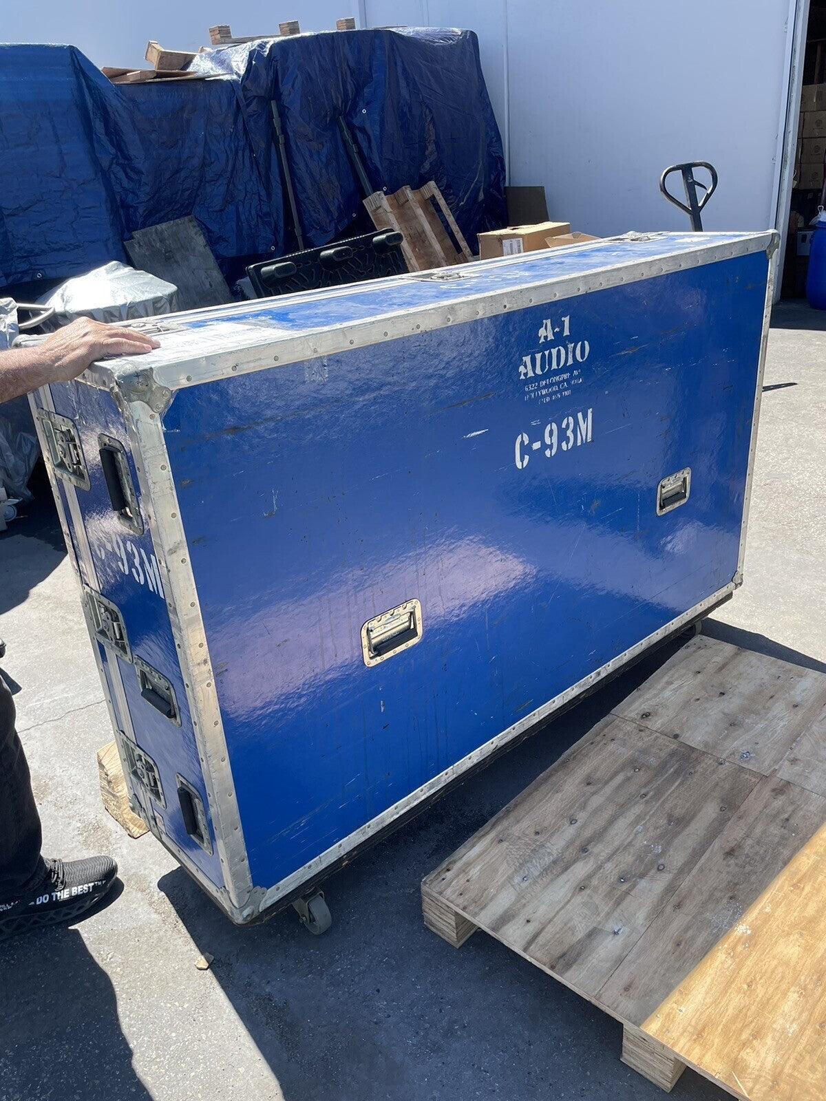 18x78x47 J.H. Sessions and Son Utility Road Tour Case on casters