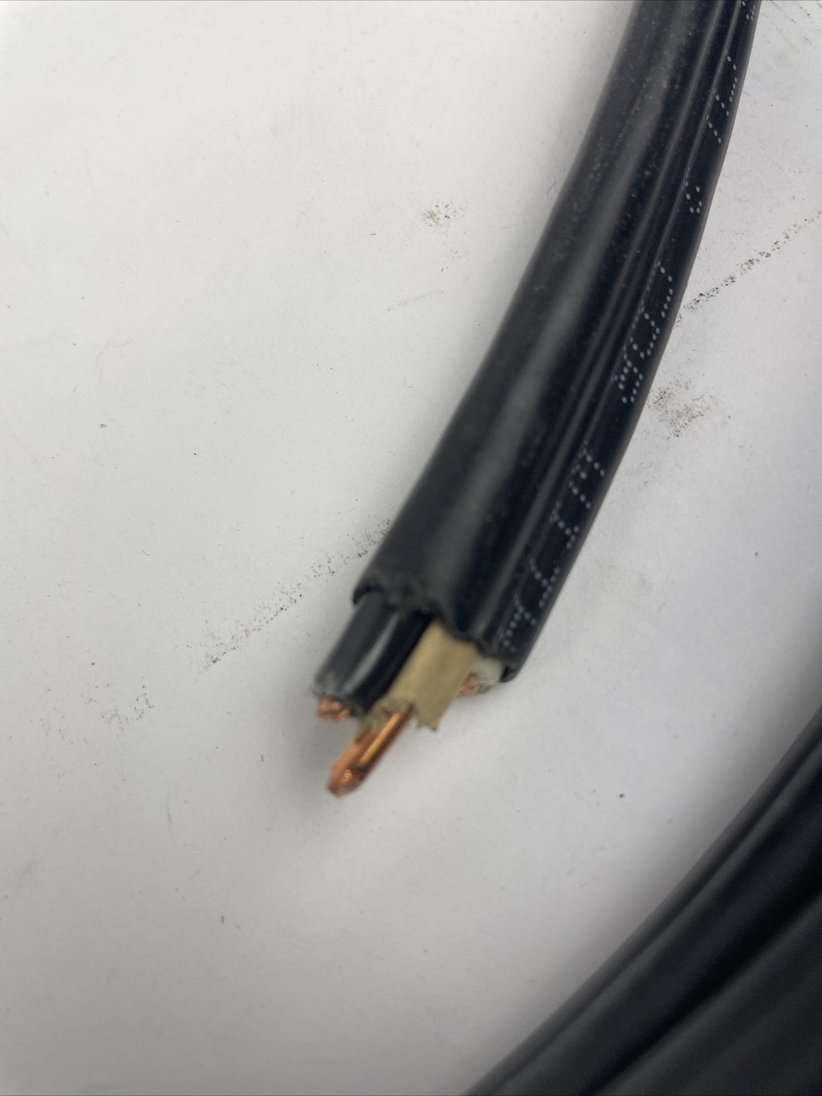 Romex 6 LBS.. 8/2 Stranded Black NMW/G Electrical Wire 28893602 Romex - 32 FT