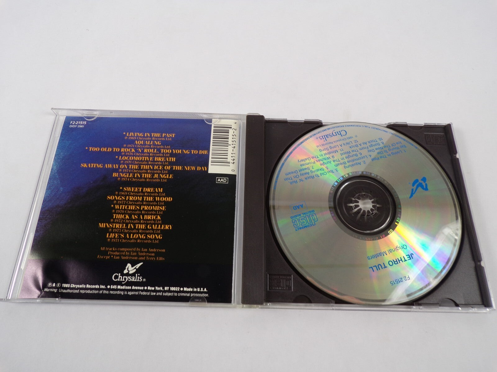 Jethro Tull Original Mastes Iiving In The Past Aqualung Too Old To Rock 'N'CD#59