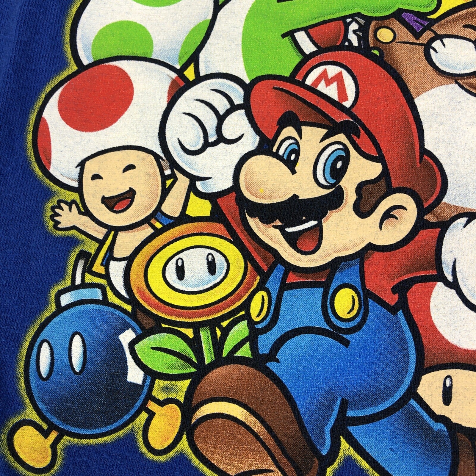 VINTAGE 2014 NINTENDO SUPER MARIO BROS T-SHIRT SIZE YOUTH L(7) LOOK
