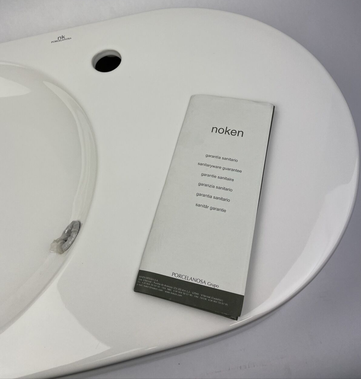 Porcelanosa NK Noken XS RONDO Designer Single Hole Wall Hung Basin Sink WHITE