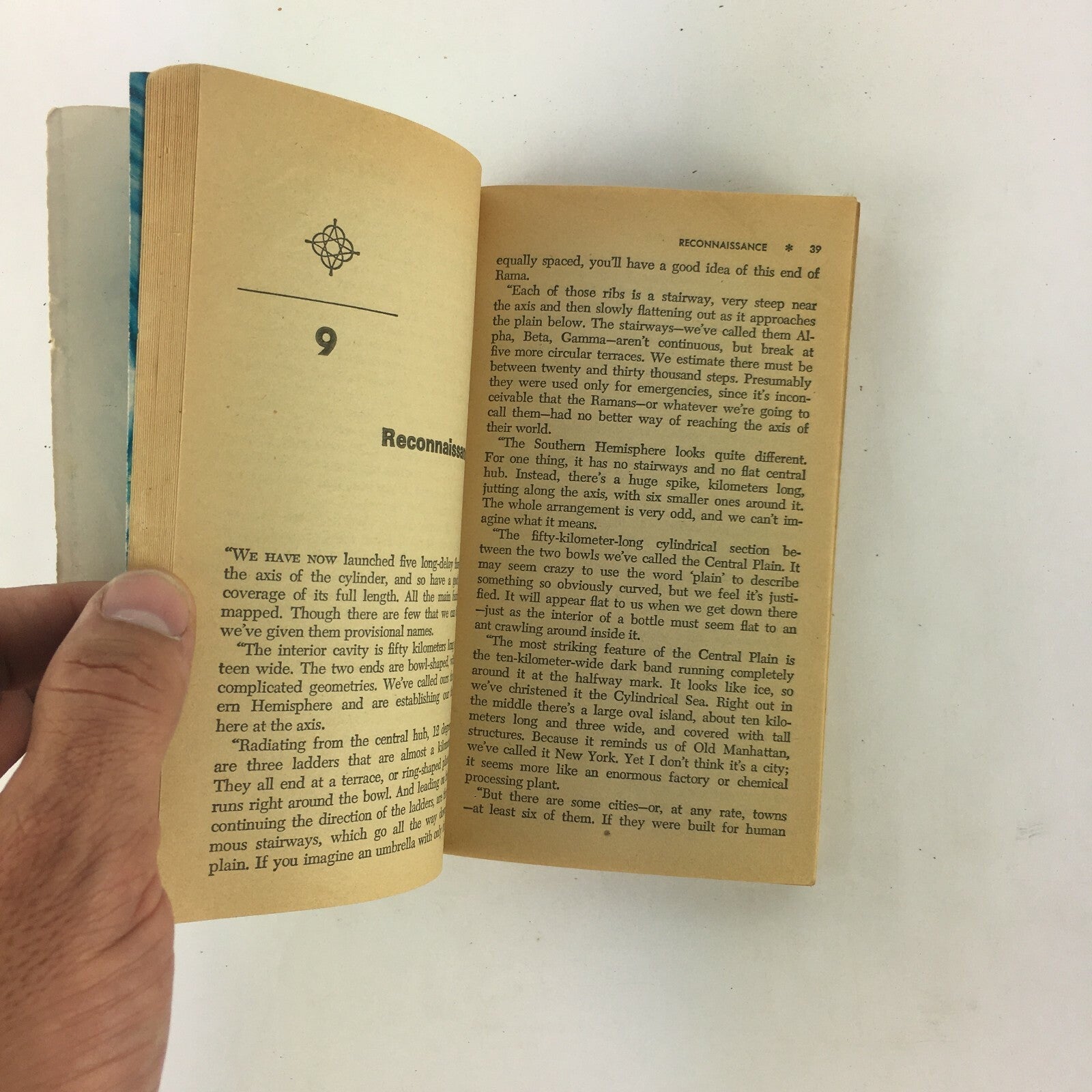 Arthur C.Clarke Rendezvous with Rama A Space Odyssey Childhood's End