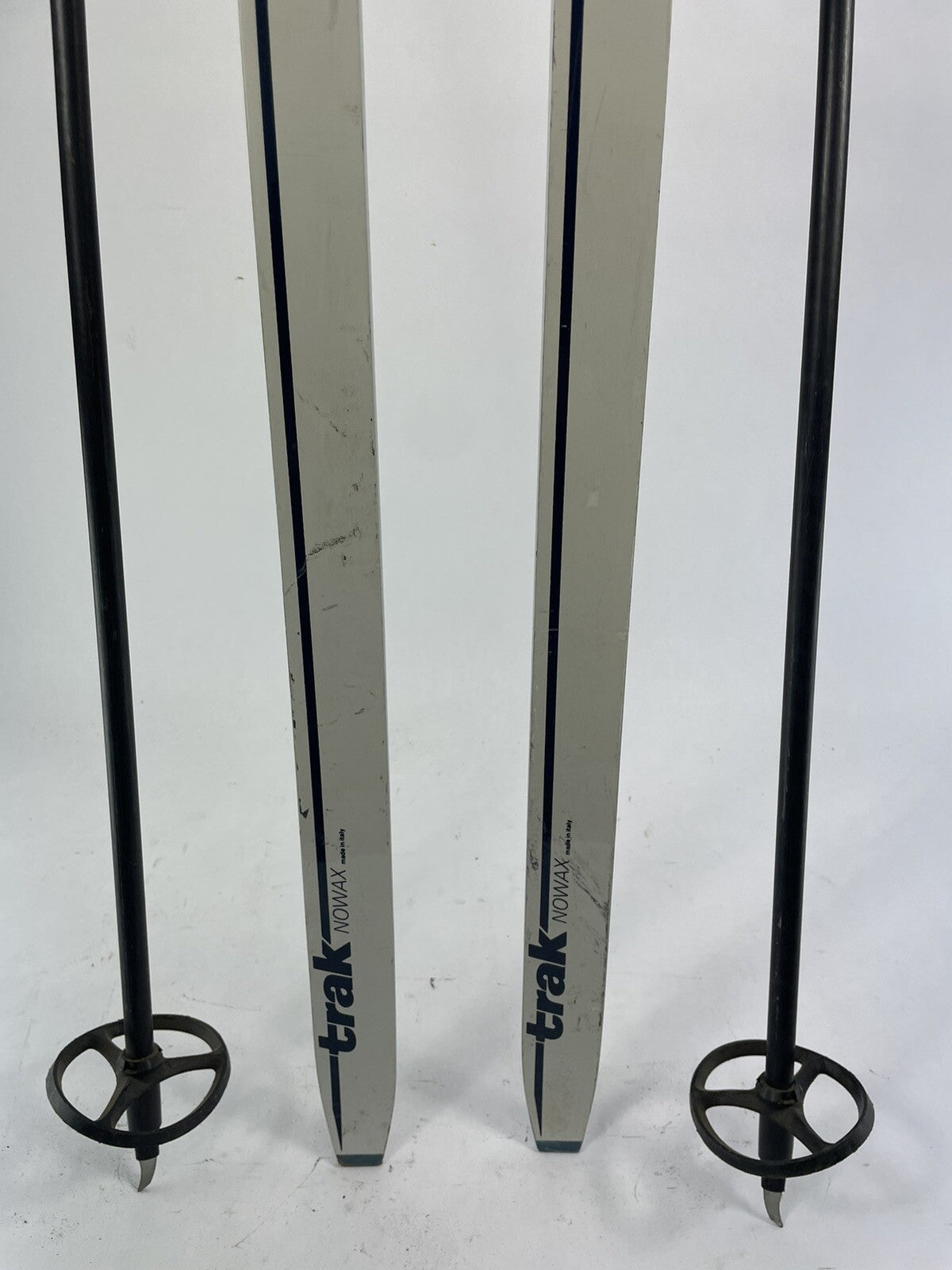 Trak Marathon Nowax cross country Ski 210cm + SKILOM MEDIUM BINDING + Trak poles