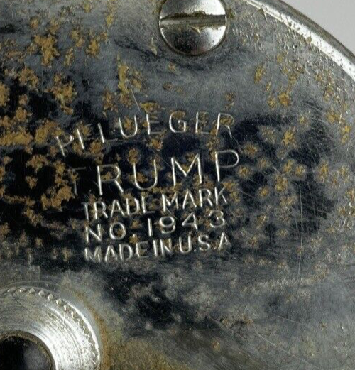 Lot of 2 Vintage Pflueger Trump Fishing Reel No 1943 + TEMCO 2075 - Both Working