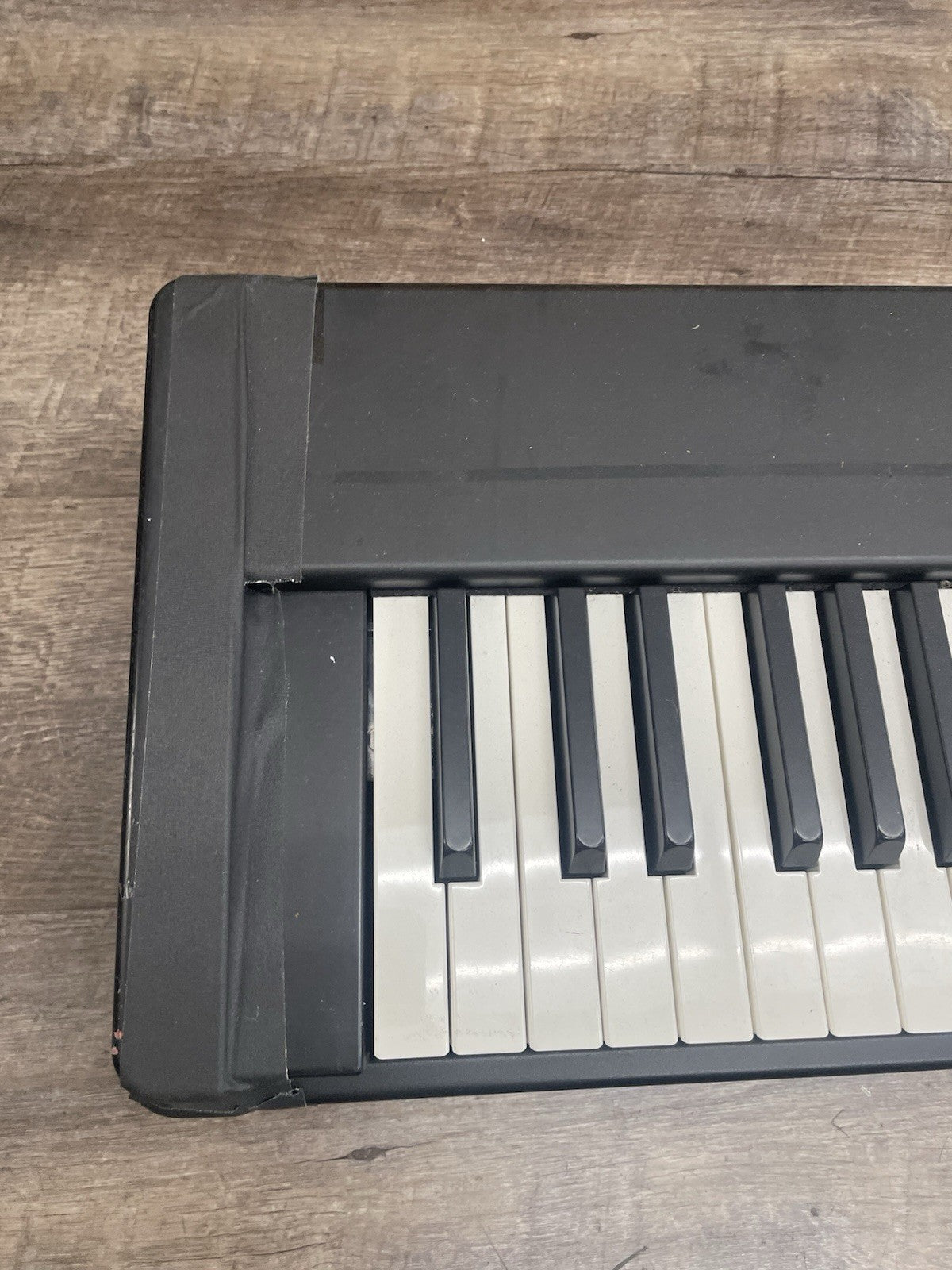 YAMAHA P-80 Electronic Piano Keyboard 88 key Black UNTESTED