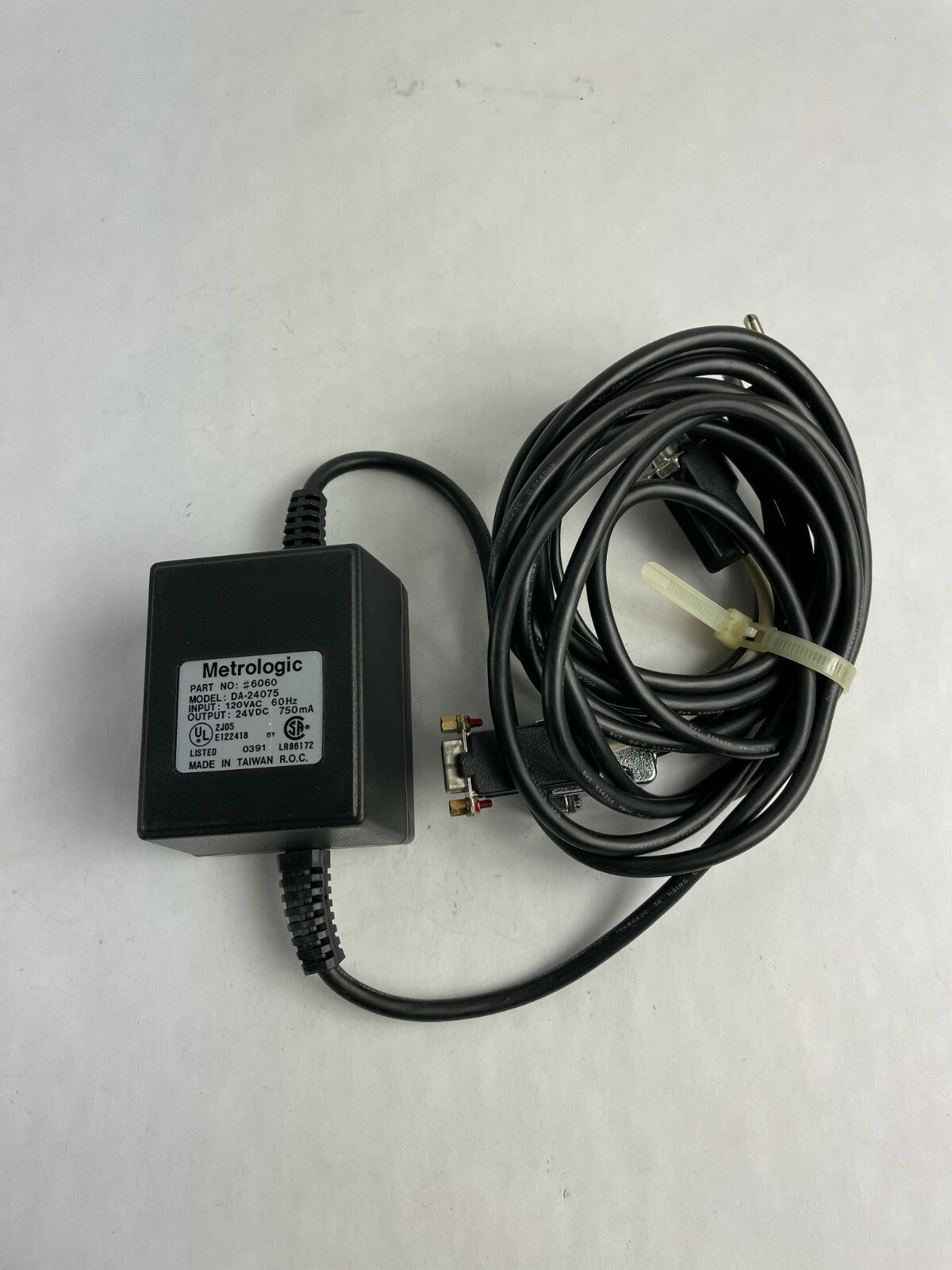 Genuine Metrologic DA-24075 Ac Adapter Output 24V 750mA Power Supply Adapter A84