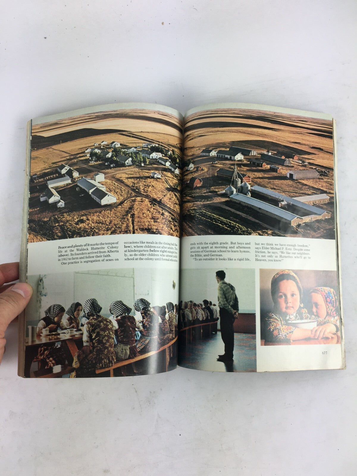 May 1979 National Geographic Magazine Americans Climb K2 Saskatchewan Hawaii's