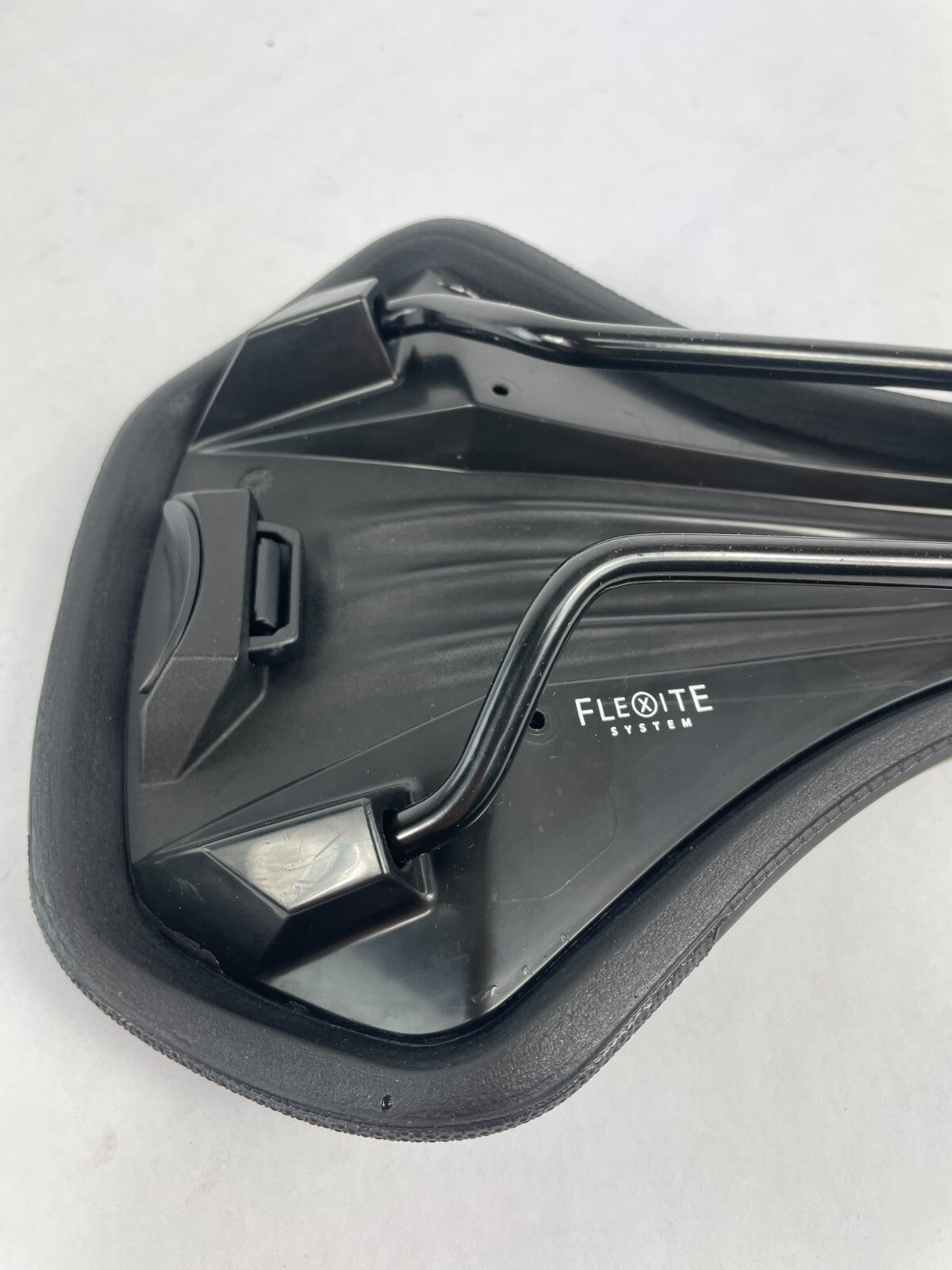 Selle Royal Lookin EVO Athletic Cycling Super Comfortable Bike Seat Black