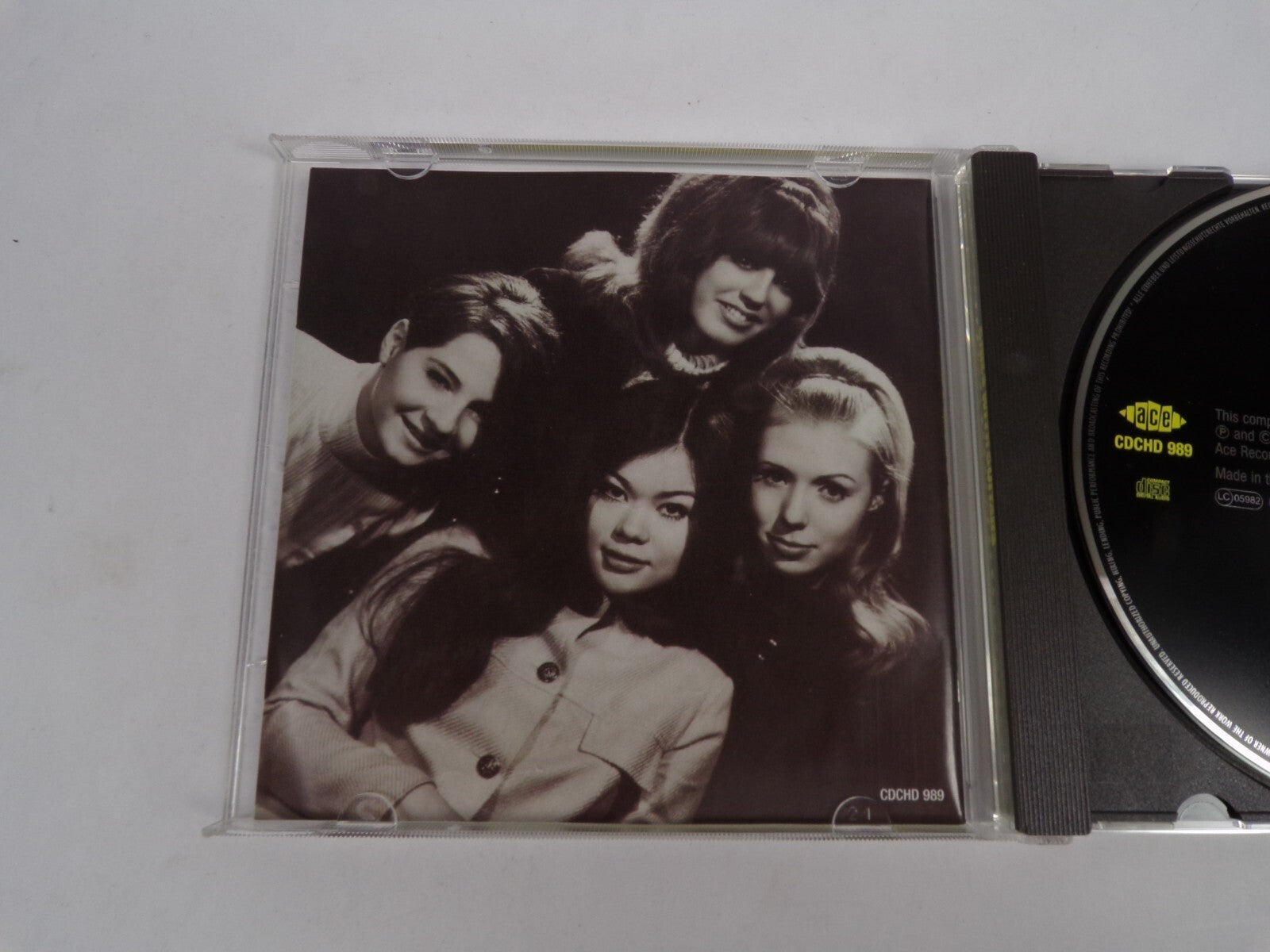 Girls With Guitars All Girl Bands Axe-Backed Babes CD #12