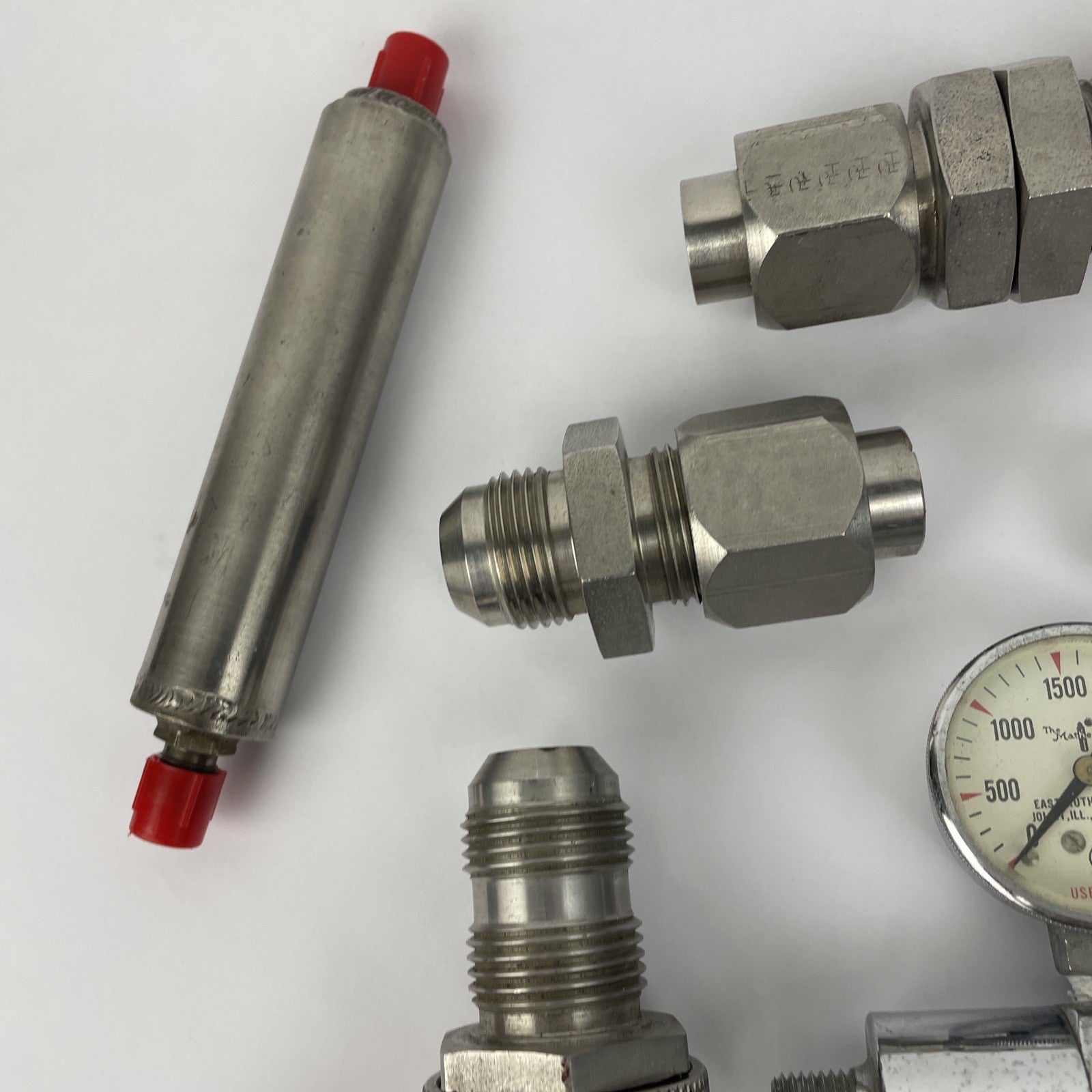 Huge assorted lot of Parker Swagelok Matheson push-to-connect fittings
