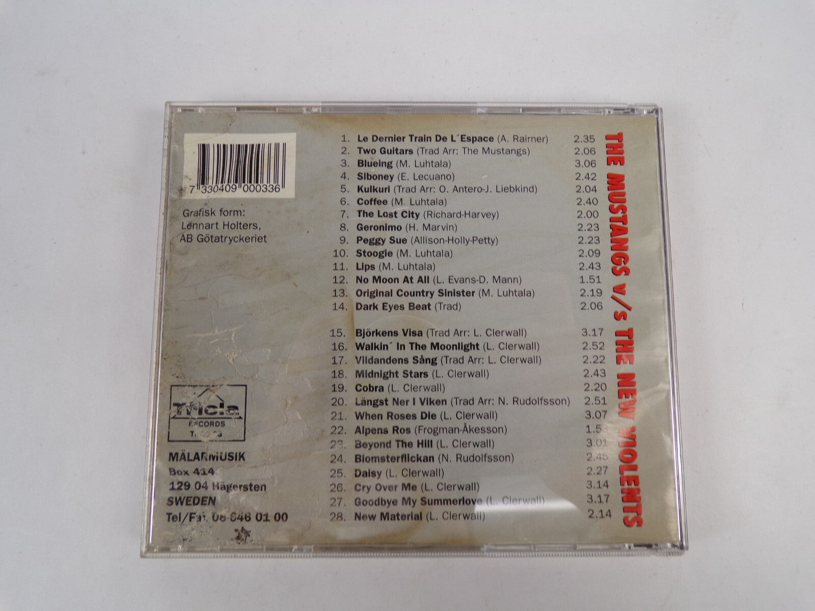 The Mustangs V/S The New Violents CD #11
