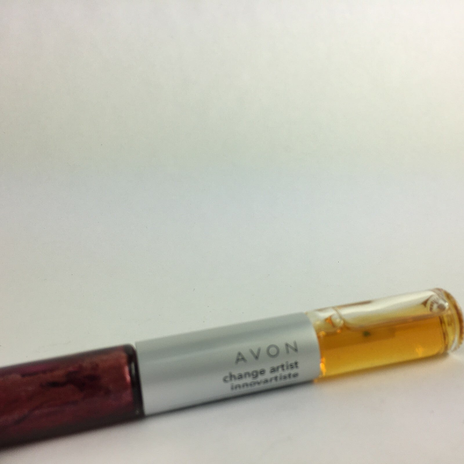 Avon change artist transforming nail color Shimmering red B2
