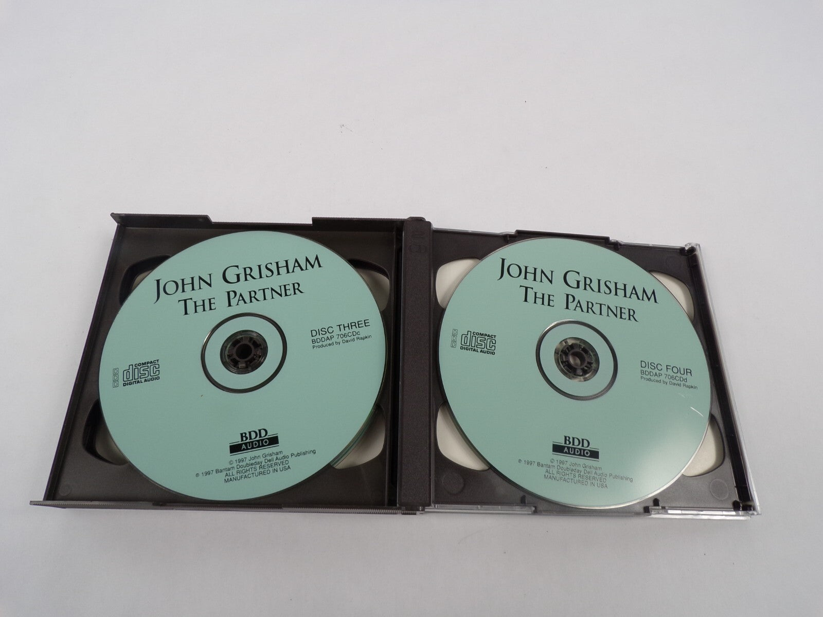 The Partner John Grisham Performance By Michael Beck Bantam Doubleday Dell CD#28