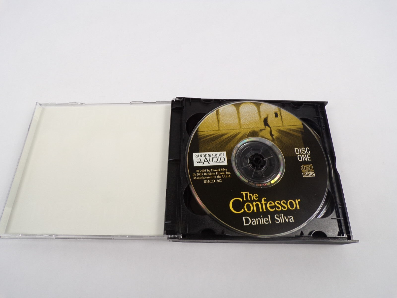 Daniel Silva The Confessor Read By Arliss Howard Daniel Silva Arliss HowardCD#28