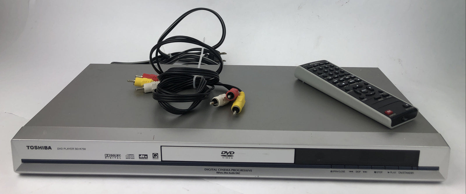 Toshiba SD-K750 DVD Video Player Model SD-K750SU2 With Cable and Remote Control