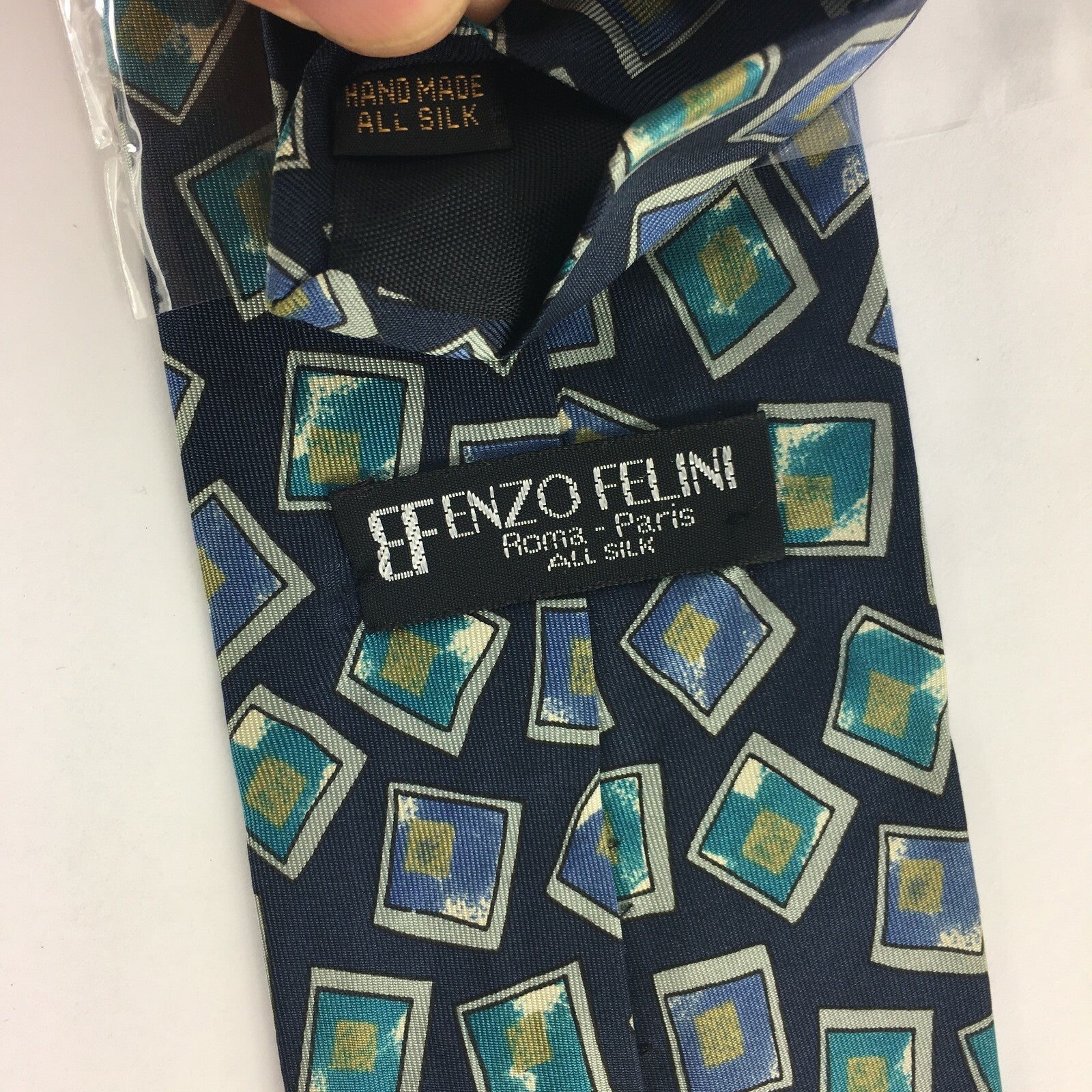 Genuine Efenzo Felini 100% Silk Handmade Stylish Formal/Casual Tie MultiColoured