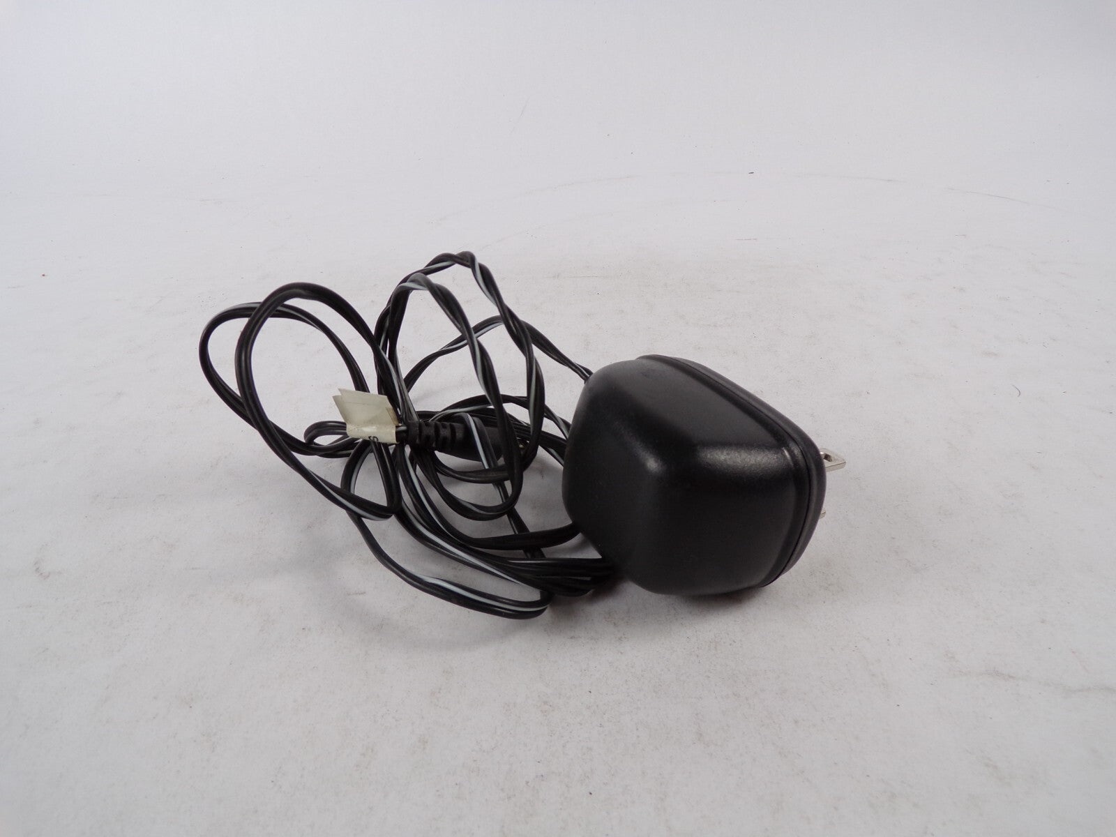 Geniune Ktec KA12A090020023U Output 9 V 200mA Power Supply Adapter A56