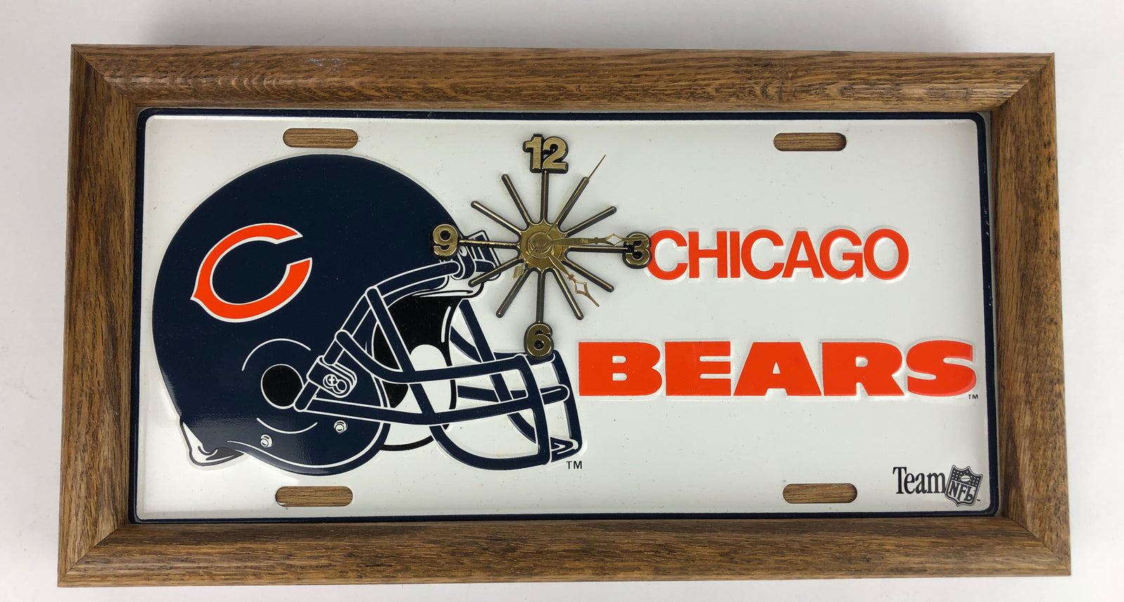 Vintage Chicago Bears Team NFL Liscense Plate Display Clock NFL Football