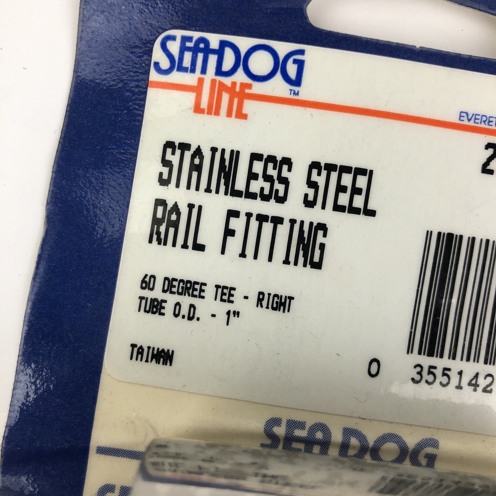 NOS Sea Dog 292601-1 Stainless Steel 60° Degree Right 3 Way 1" Rail Tee Fitting