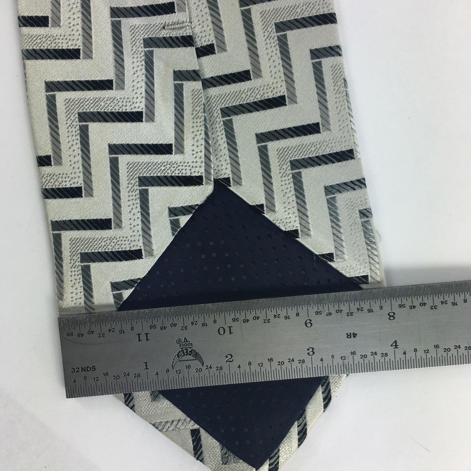 Genuine PierreCardin 100% Silk Handmade Stylish Formal/Casual Tie Multi Coloured