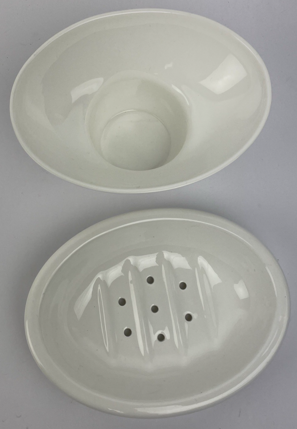 White glazed ceramic self draining 2 piece soap dish bathroom accessory
