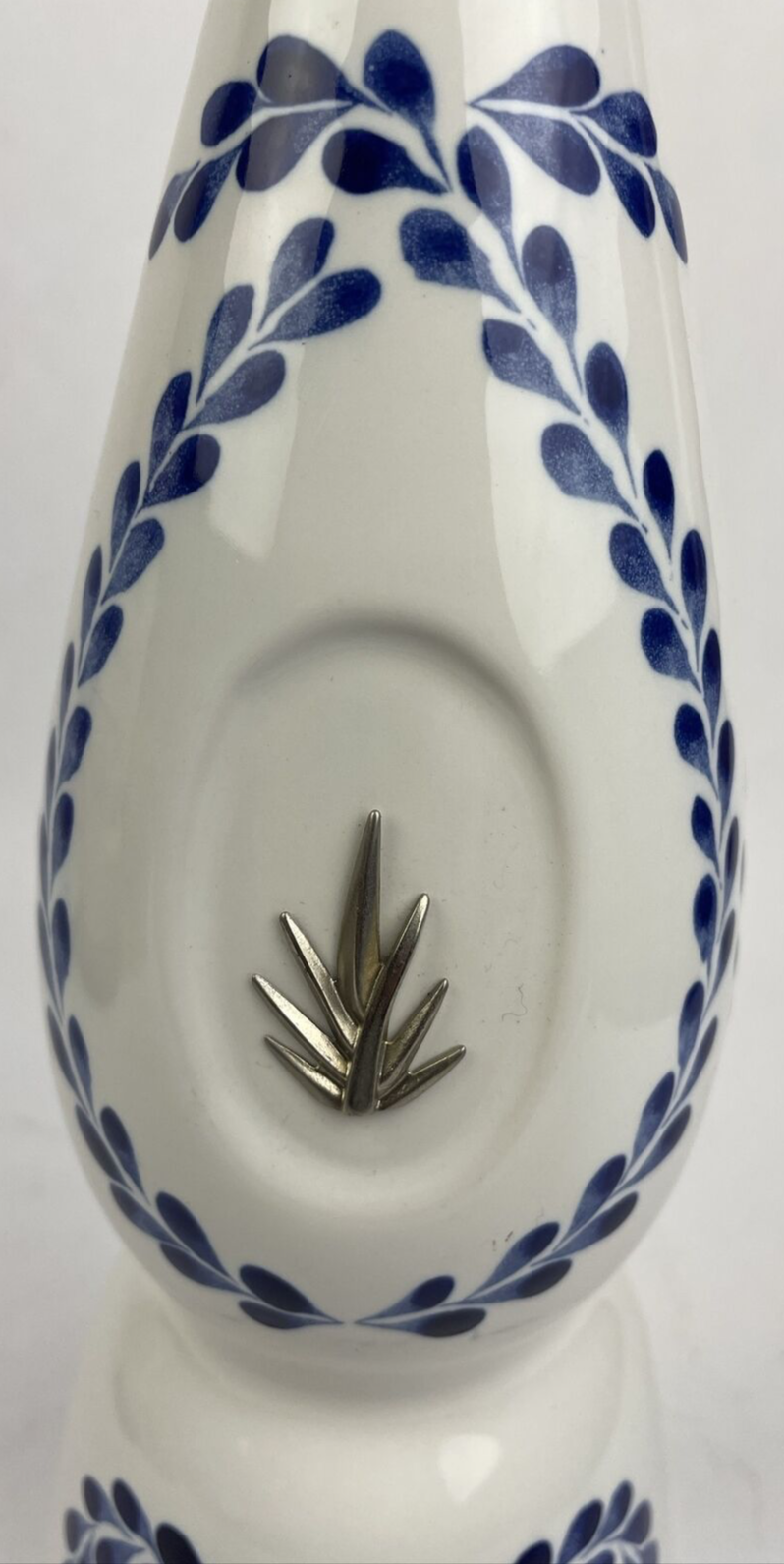 Clase Azul Tequila Reposado Empty Liquor Bottle 750ml Bell Lid