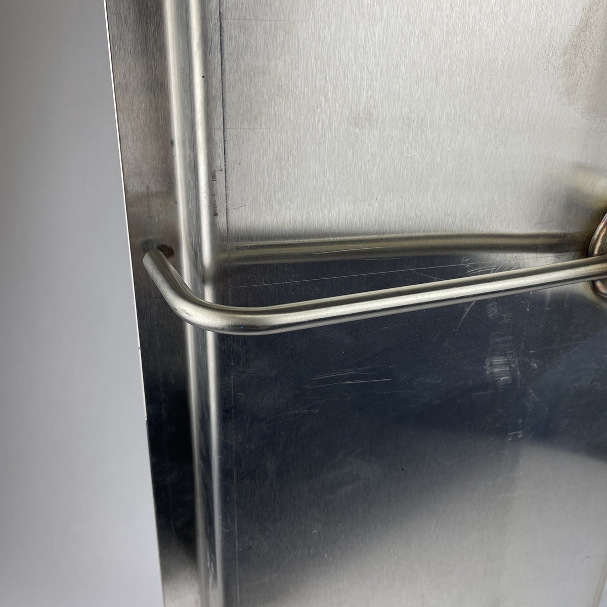 NEO METRO Collection Shallow EBB Basin 38" x 16" Under-Mount Sink Stainless