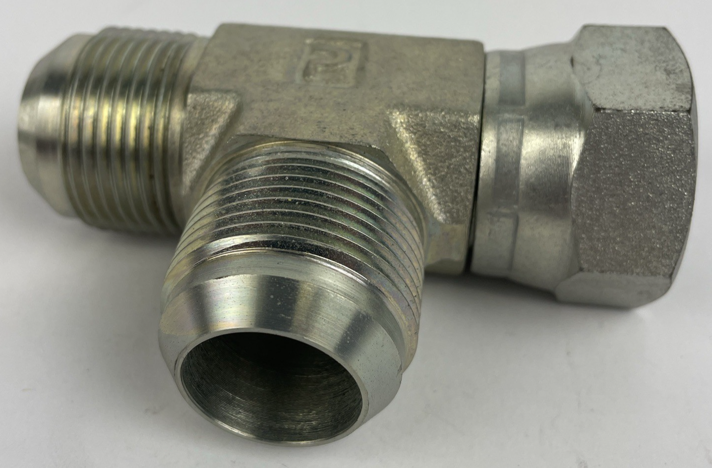 OEM PARKER HYDRAULIC TRIPLELOK-S UNION TEE 1 1/4" Male Male 37° Flare - Female