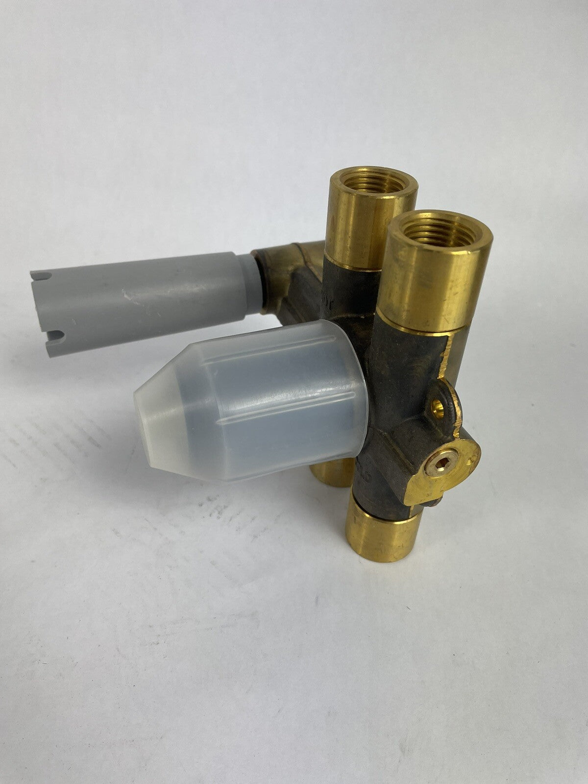 Zucchetti R99500.190E 3-hole rough in wall valve for basin mixer concealed installation